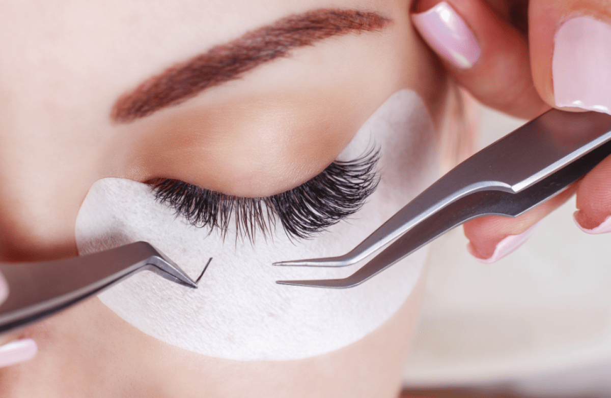 Sanftes Entfernen von Lash Extentions mit Gel/Creme Remover | Effektive Anleitung