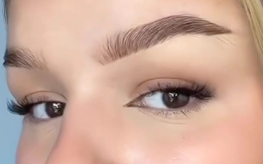 Why Do Eyebrows Curl After Lifting? Augenmanufaktur