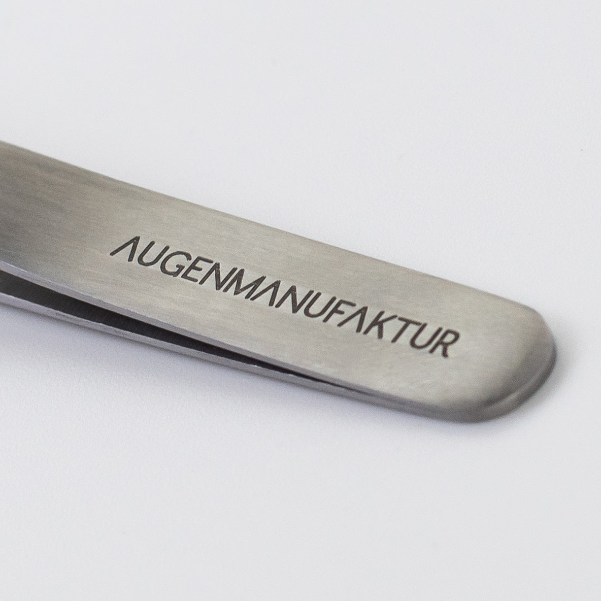 WowBrow Tweezers